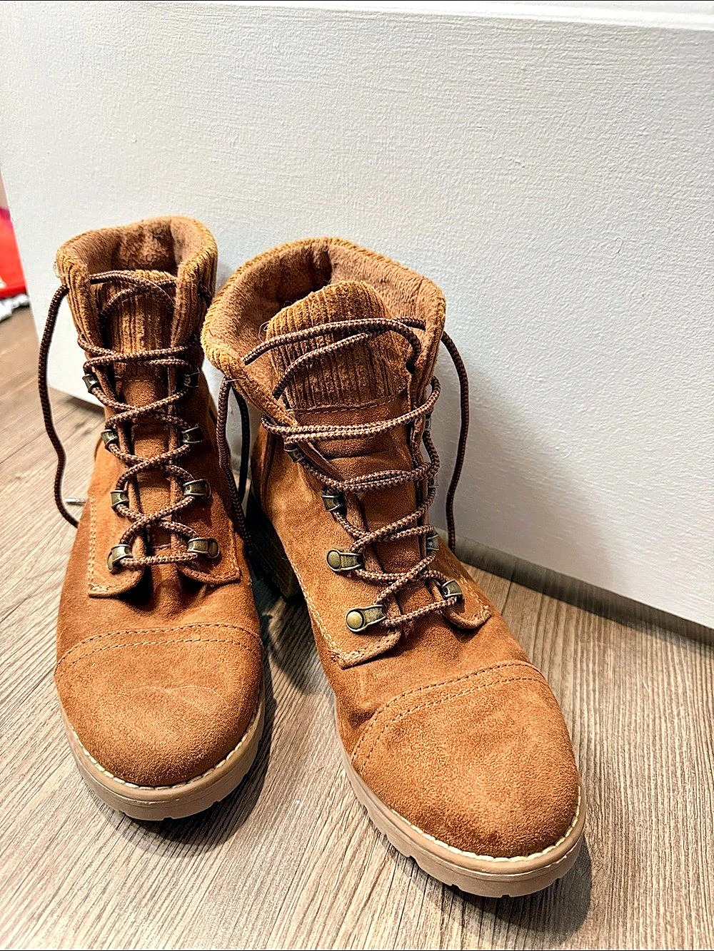Universal Thread lace-up boots Brown US 9